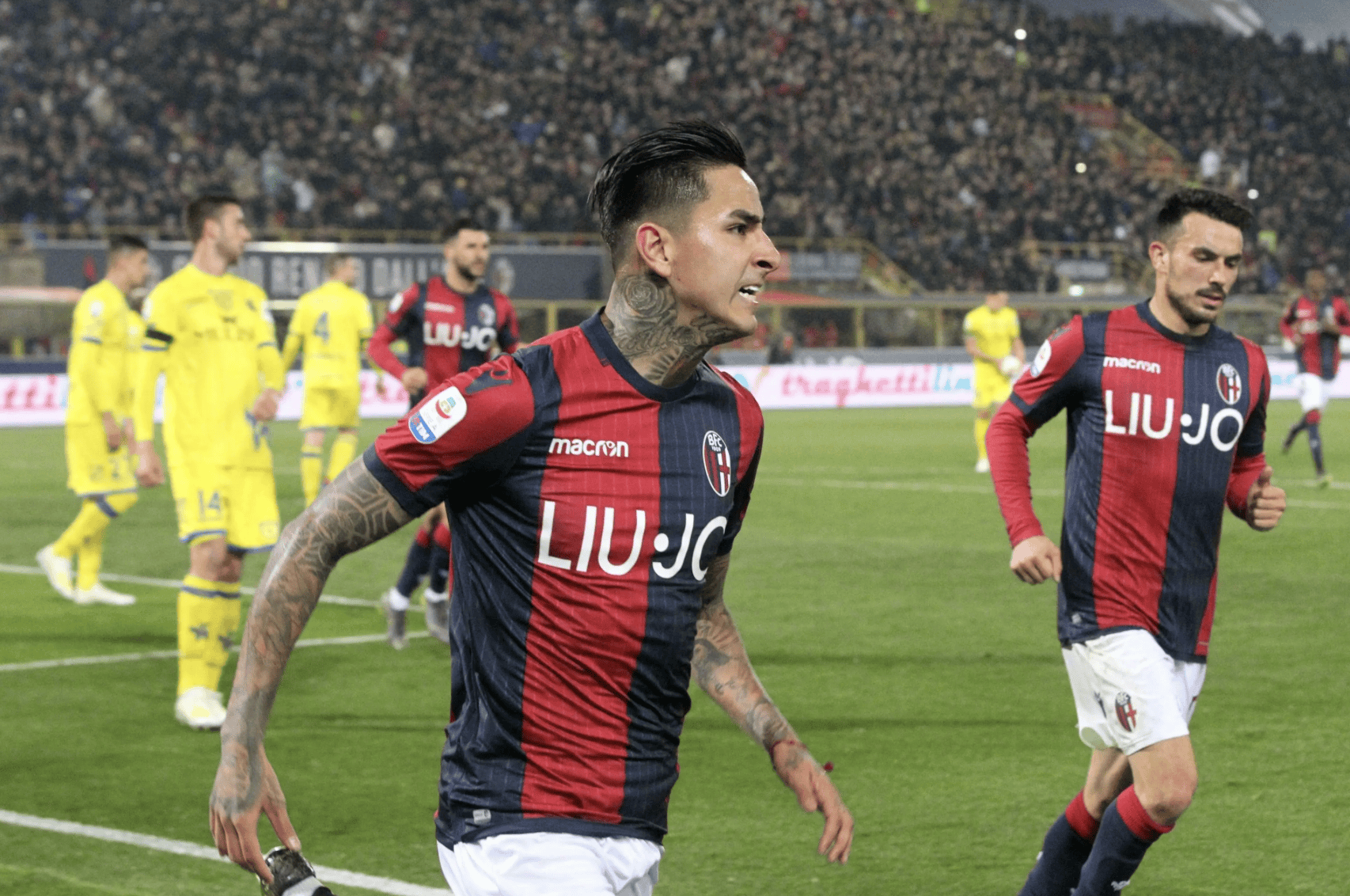 江南体育APP-包含尤文图斯主帅战术变化频频，球迷议论不休的词条